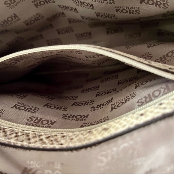 NEW condition Michael Kors Phyton Purse - Picture 16 of 16